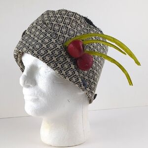 VINTAGE 1940s Shasha Marie Unique Fashion Hat